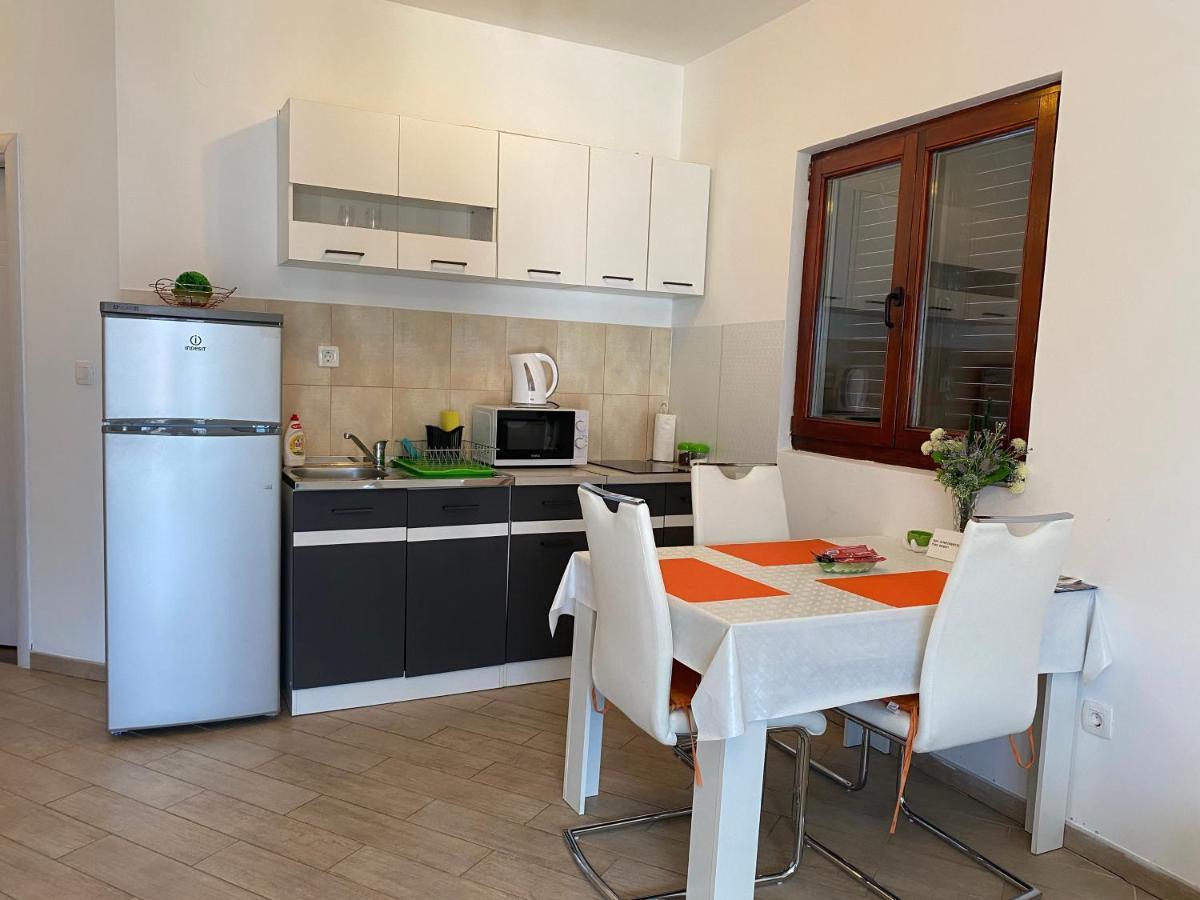 Apartments Darija Котор Экстерьер фото