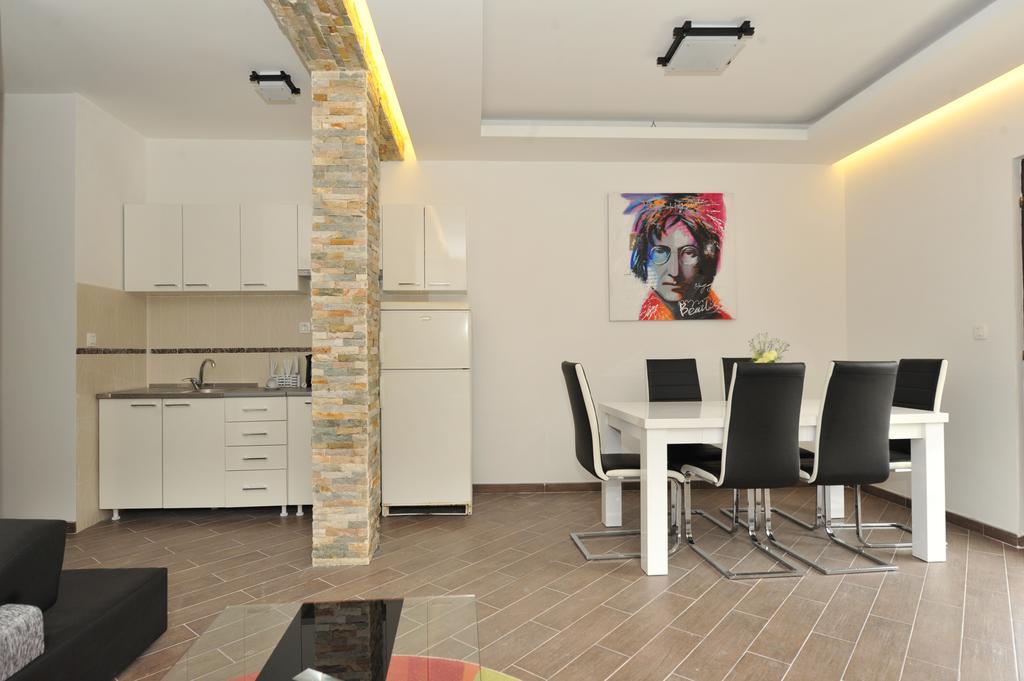 Apartments Darija Котор Экстерьер фото