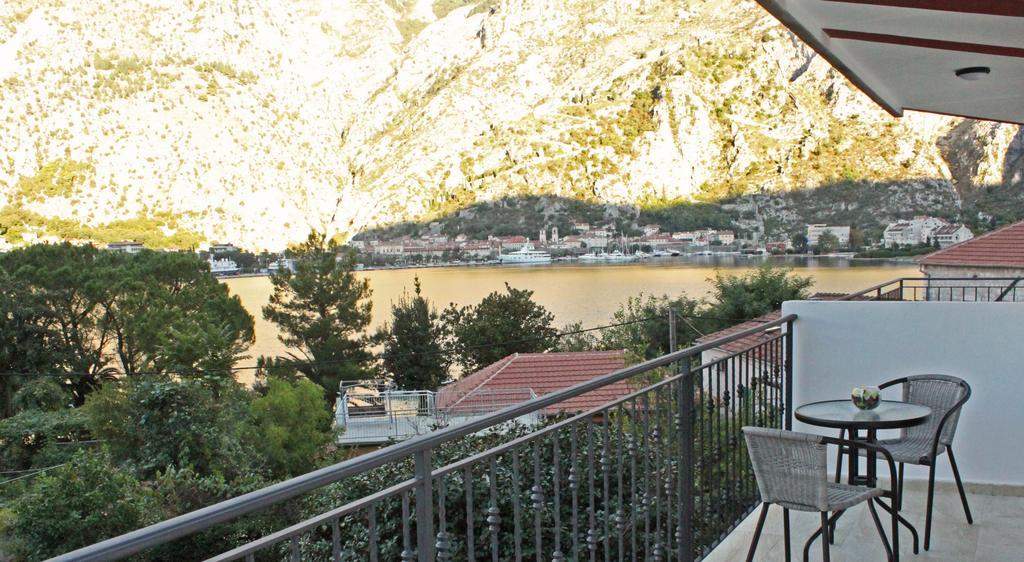 Apartments Darija Котор Экстерьер фото